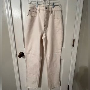 Abercrombie Curve Love 90’s Straight Ultra High Rise